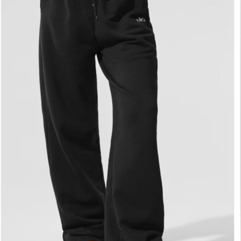 Brand New Accolade ALO Yoga Black Sweatpants